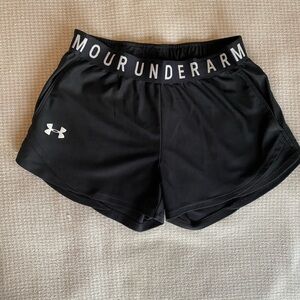 Under Armour Black HeatGear Shorts Loose